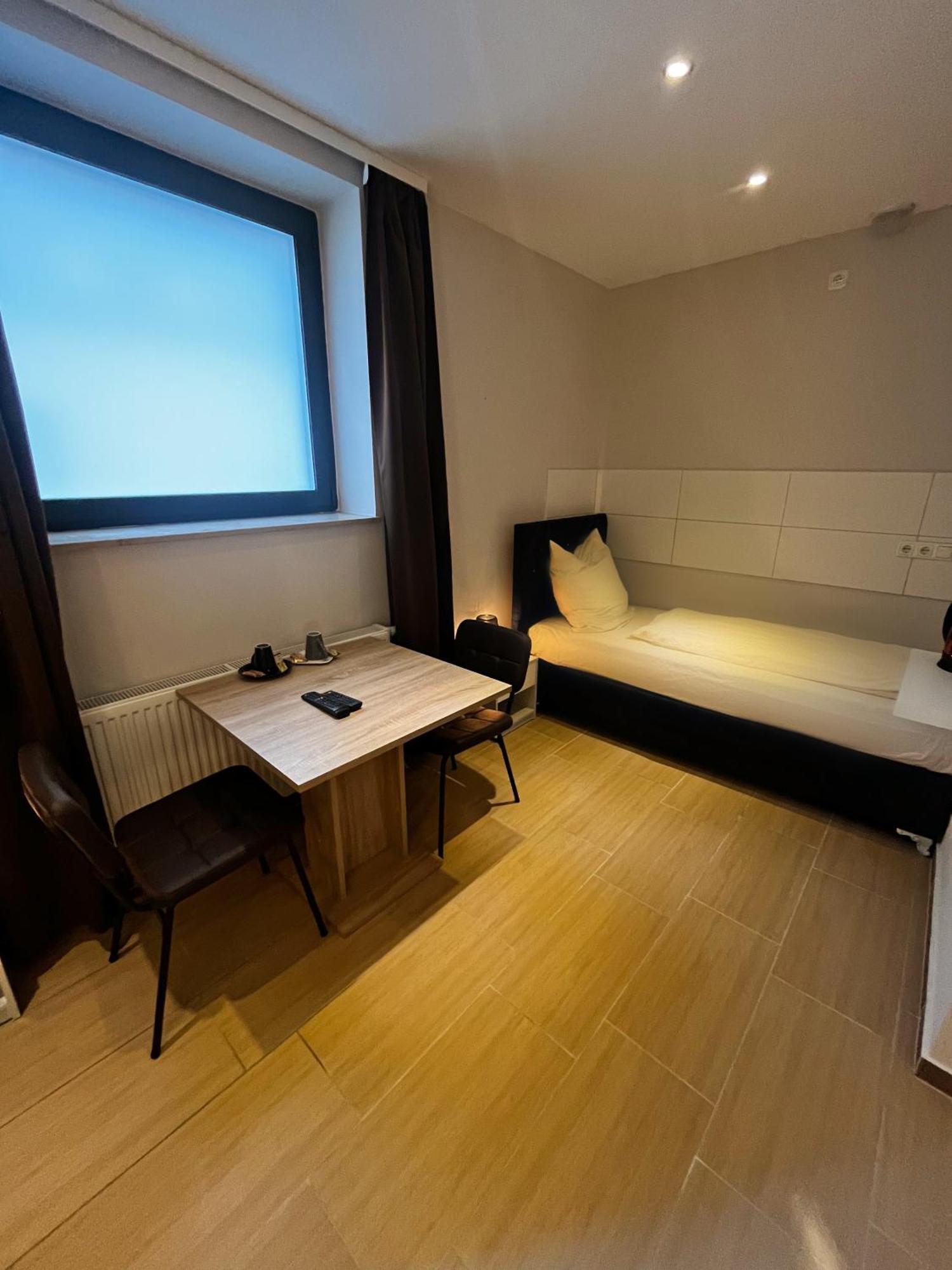 Mala Me Hotel ฮันโนเวอร์ ภายนอก รูปภาพ